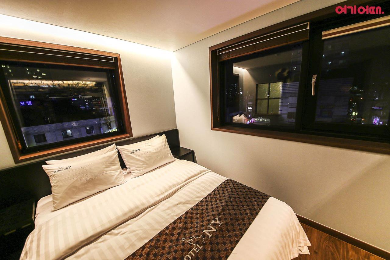 New York Hotel Сеул Экстерьер фото